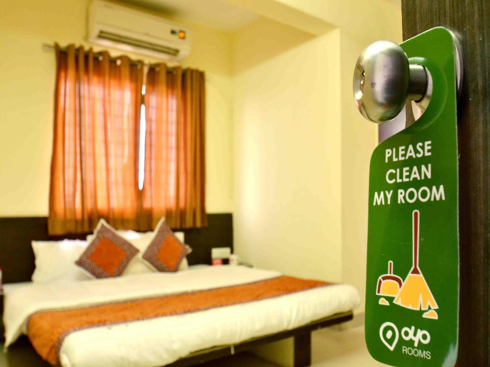 Hotel Vijay Nagar Indore Eksteriør billede