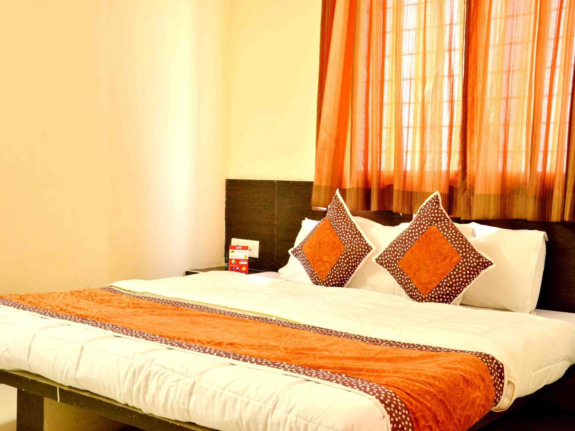 Hotel Vijay Nagar Indore Eksteriør billede